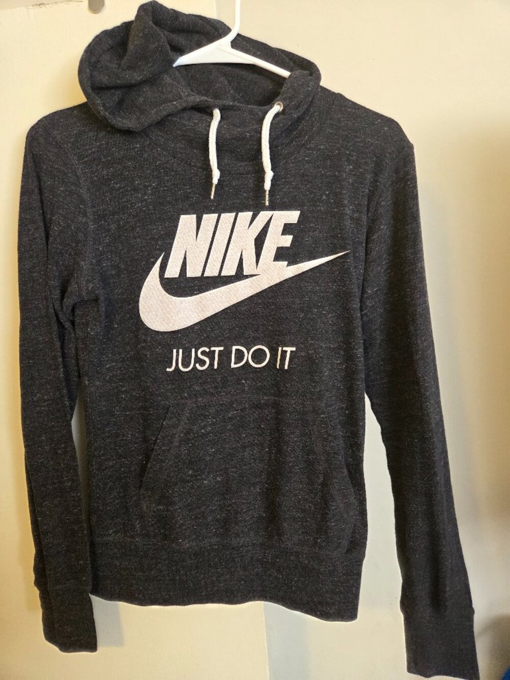 Womens nike size small